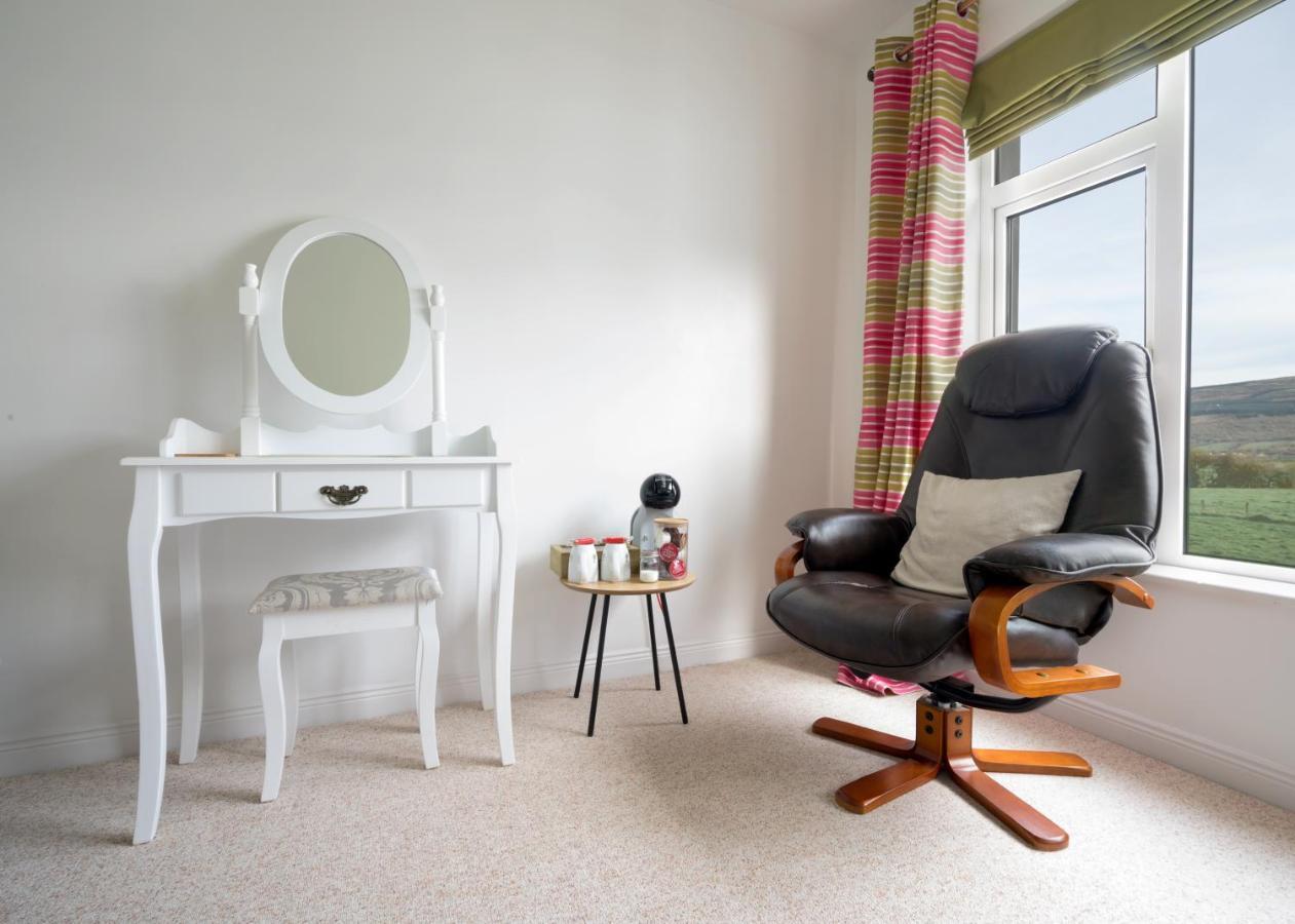 Willow House Bed & Breakfast And Orchard Studios Self Catering Limavady Exteriör bild