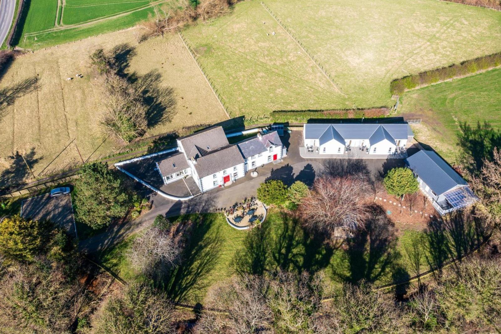 Willow House Bed & Breakfast And Orchard Studios Self Catering Limavady Exteriör bild